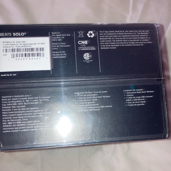 SOLD Gold Beats SOLO 3 On-Ear Wireless Bluetooth Headphones Brand New and Sealed - Picture 6 of 16